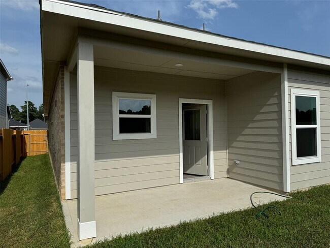 Building Photo - 27395 Axis Deer Trl