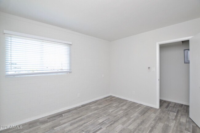 Building Photo - 44 E Roanoke Ave