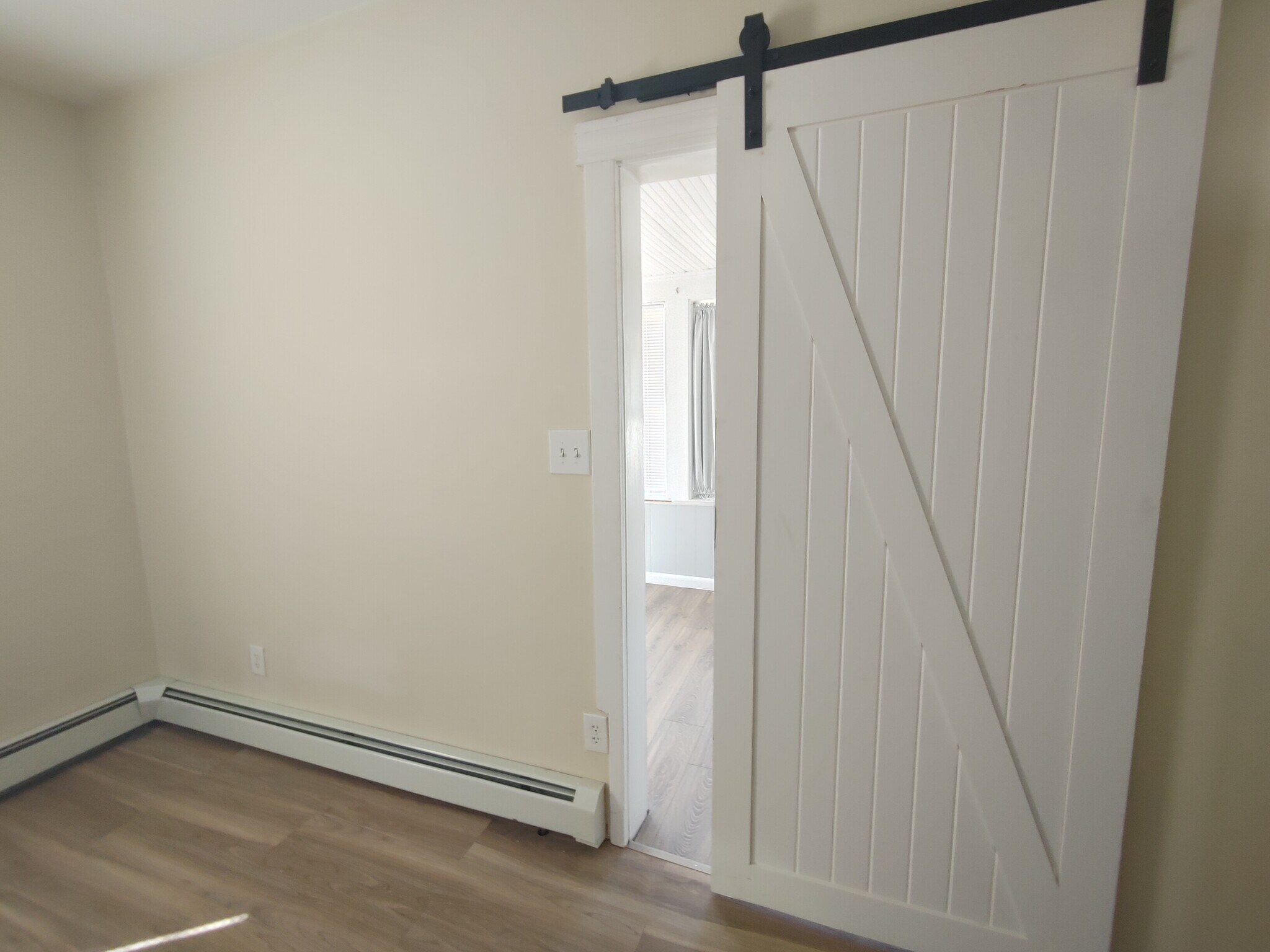 Building Photo - 669 Rathbun St