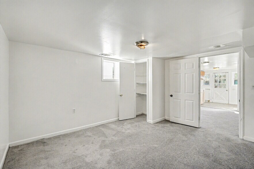 Building Photo - 6120 Otis St