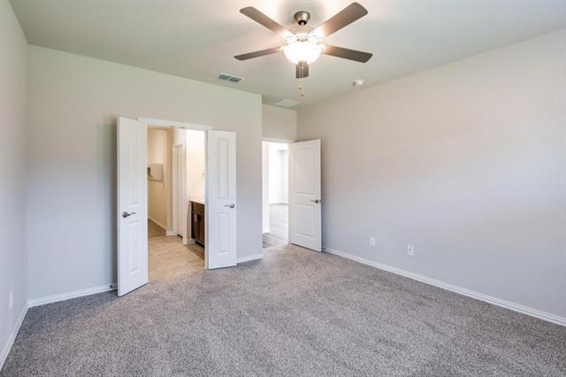 Building Photo - 5114 Bonanza Dr
