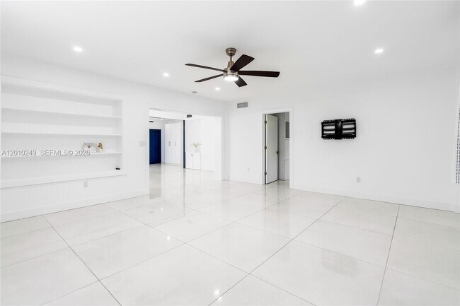 Building Photo - 7800 SW 57th Ct