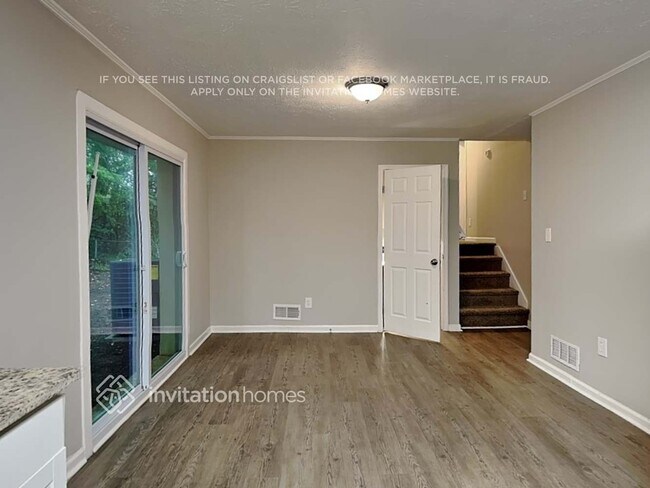 Building Photo - 2362 Springdale Cir SW