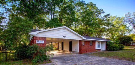Building Photo - 500 S Mississippi St