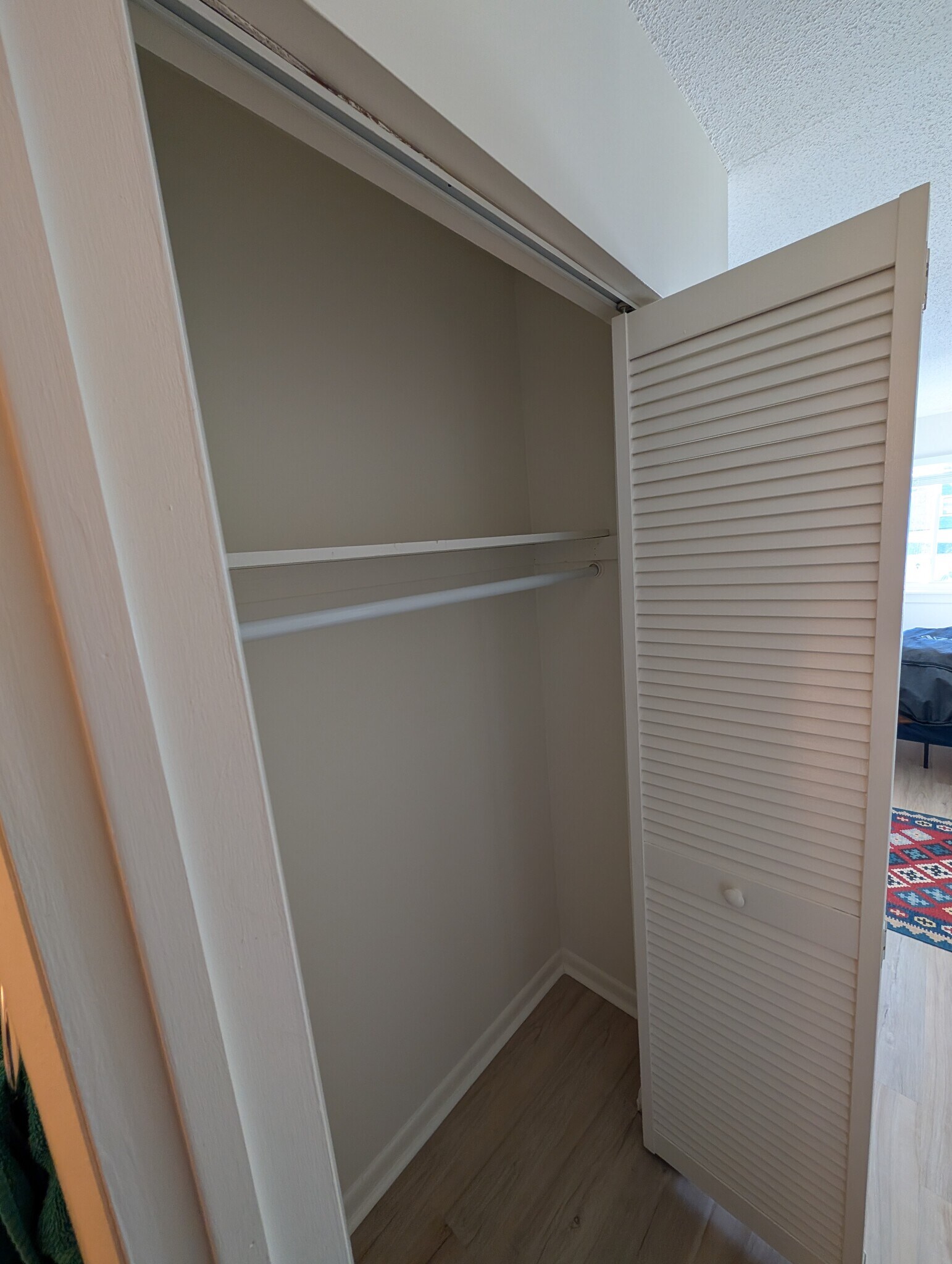 Building Photo - 609 Longfellow Dr