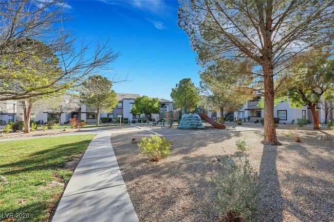 Building Photo - 7255 W Sunset Rd