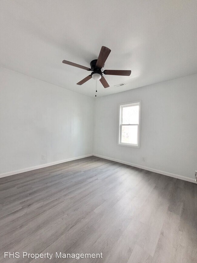 Building Photo - 4 br, 2 bath House - 1510 W Lynn St