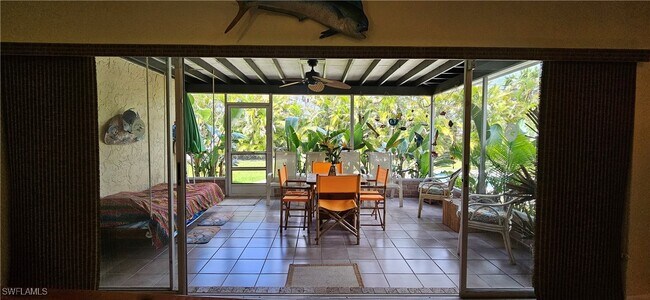 Building Photo - 237 SW 48th Terrace