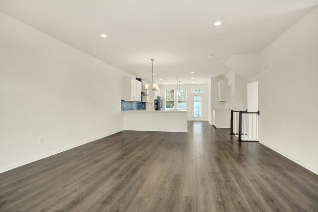 Building Photo - 11301 Carobel Ct