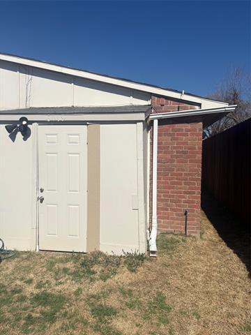 Building Photo - 6019 Dooley Dr