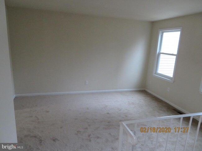 Building Photo - 15511 Plaid Dr