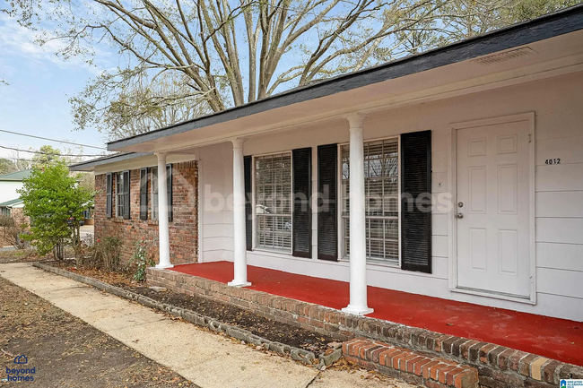 Building Photo - Beautifully renovated home in Adamsville!