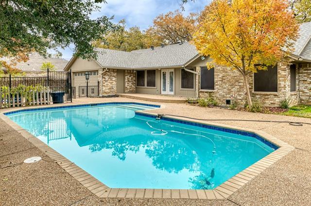 Building Photo - 5624 Charlott St