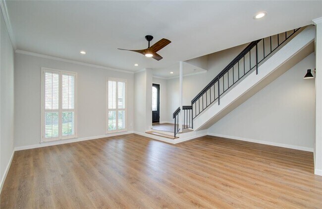 Building Photo - 5839 Sugar Hill Dr