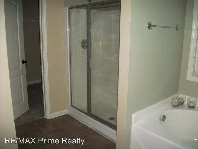 Building Photo - 5 br, 3 bath House - 12 Brentview Drive