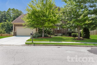 Building Photo - 3738 Thackary Dr