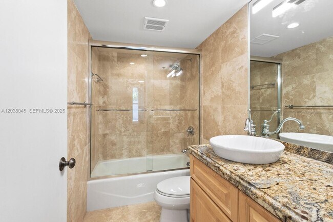 Building Photo - 251 Crandon Blvd