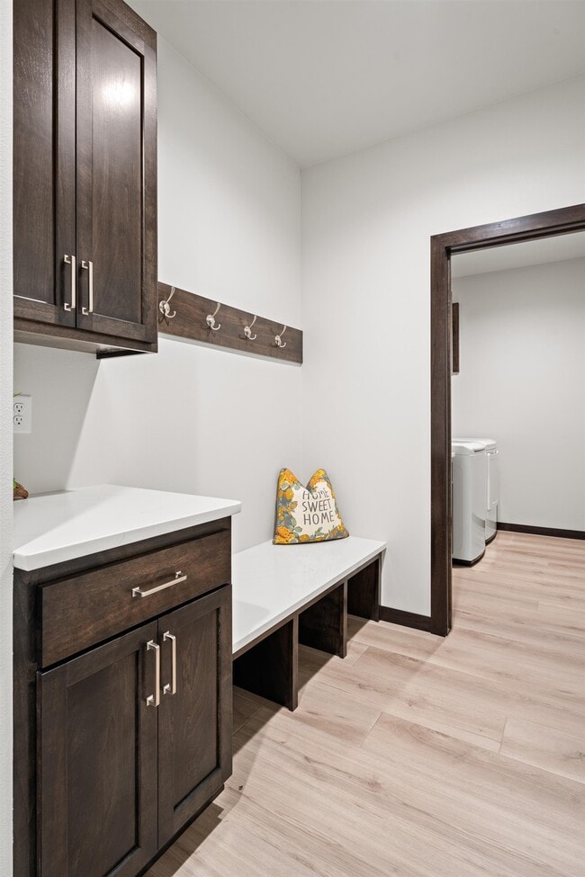 Building Photo - 1107 S Foss Ave