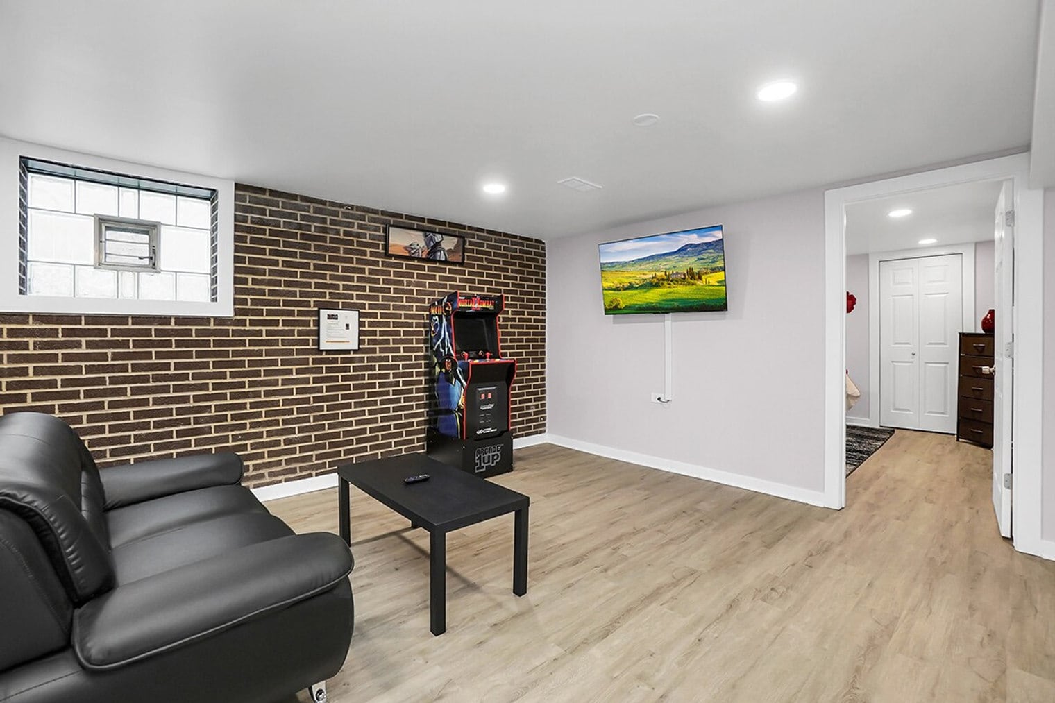 Building Photo - 6059 W 64th St