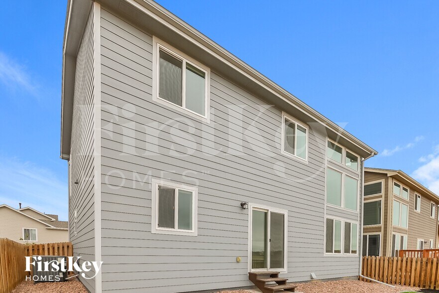 Building Photo - 11663 Ducal Point