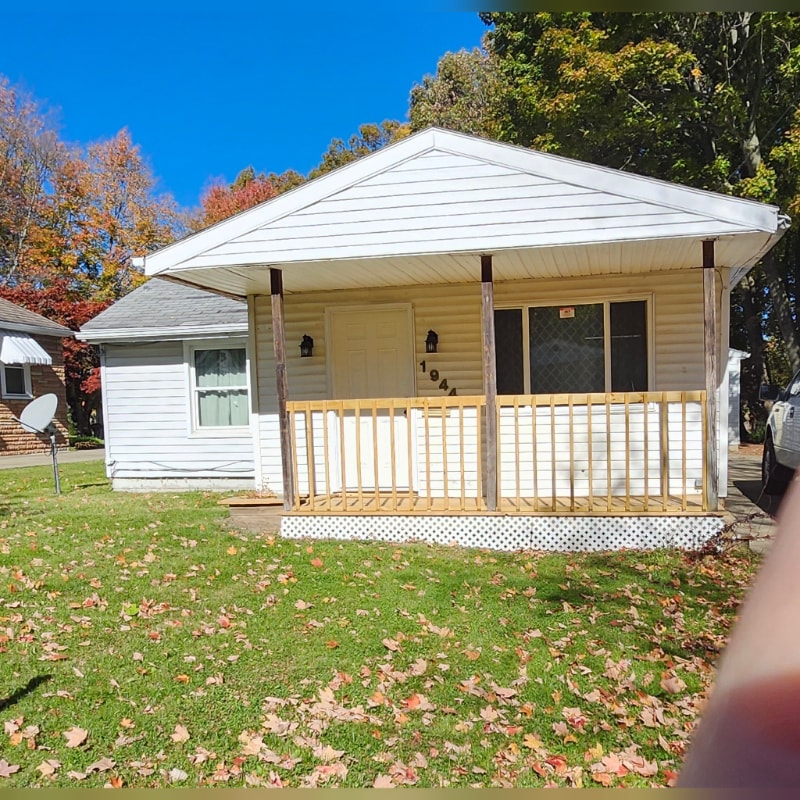 Building Photo - 1944 Overlook Ave