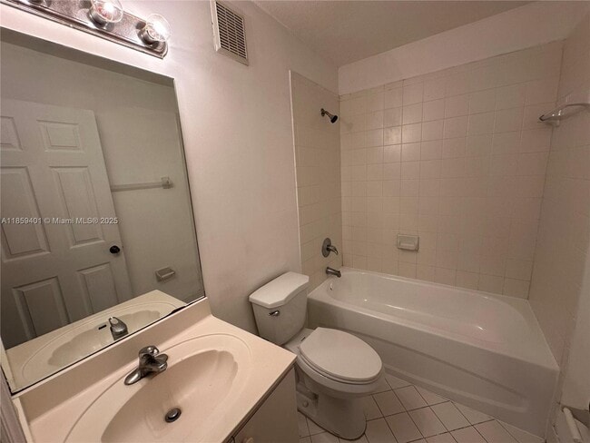 Building Photo - 1261 SE 31st Ct