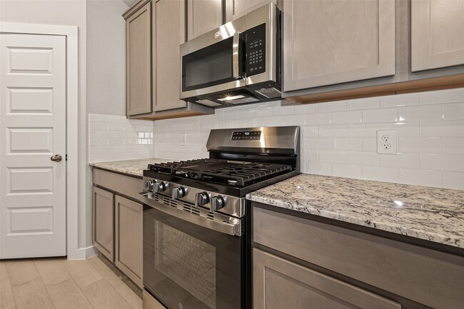 Building Photo - 15710 Telge Rdg Ln