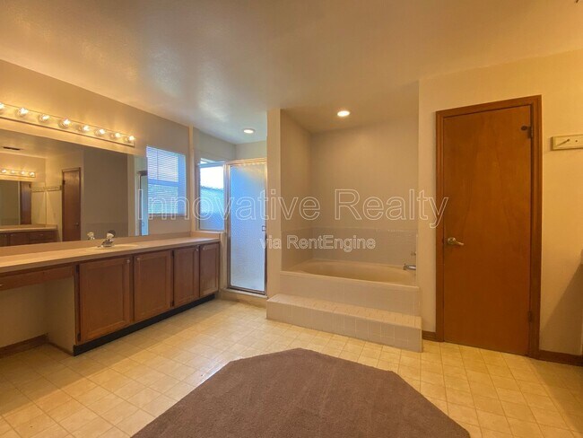 Building Photo - 12620 Birchbark Ct