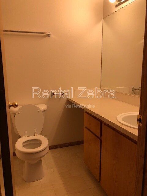 Building Photo - 6702 SE 80th Ave