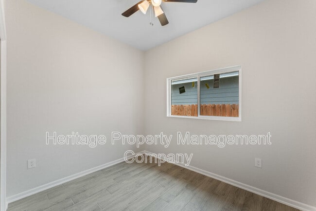 Building Photo - 109 Remolino