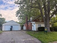 Building Photo - 4 Bedroom Home in Dayton