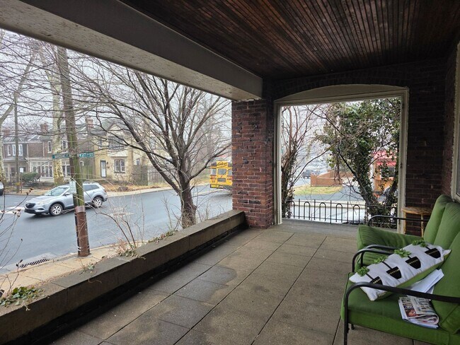 Building Photo - 2701 N Broom St