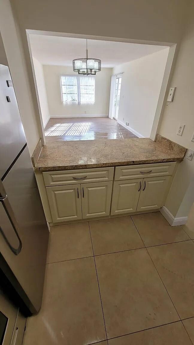 Building Photo - 6505 Winfield Blvd