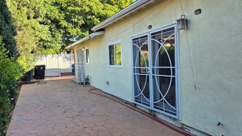 Primary Photo - 15131 Oro Grande St