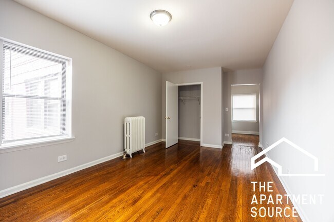 Building Photo - 5742 N Winthrop Ave