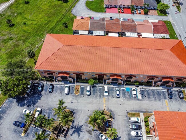 Building Photo - 17405 NW 75th Pl