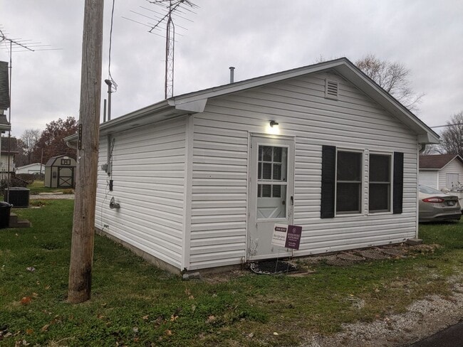 Building Photo - 1683LLC 7652 &amp; 6267 (RUBS)