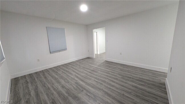 Building Photo - 660 S Missouri St