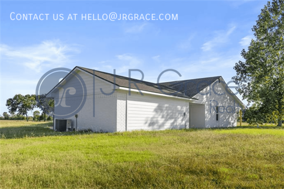 Building Photo - 740 N League Ranch Rd