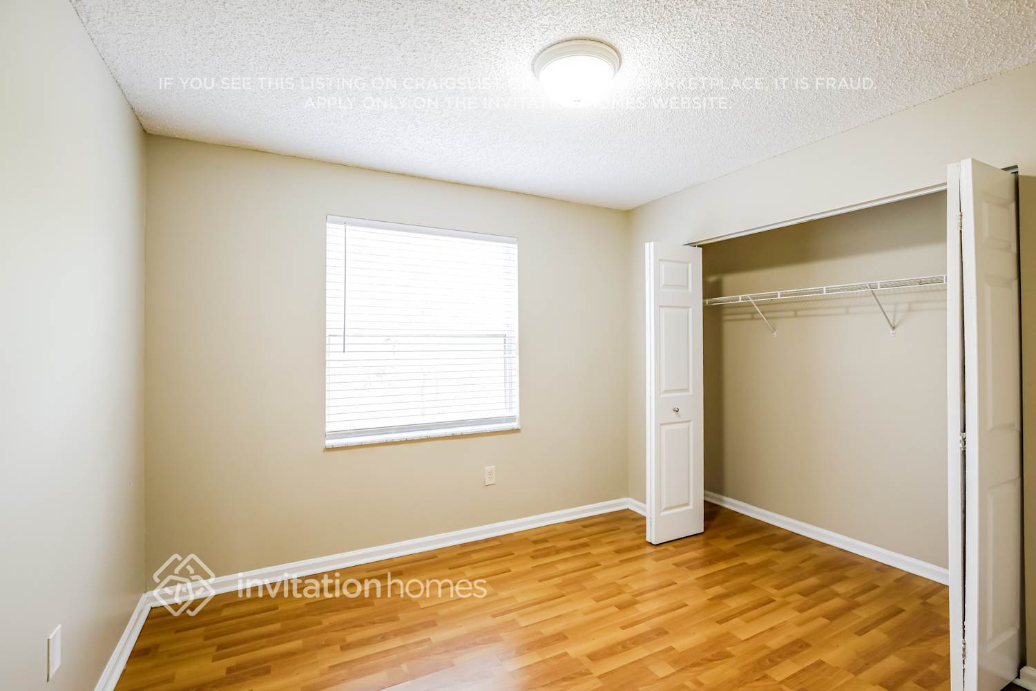 Building Photo - 15891 SW 48th Manor