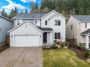 Building Photo - Stunning 4 Bed/2.5 Bath Modern Farmhouse in Scouters Mountain - HV