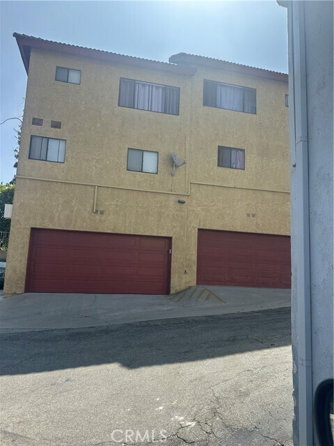 Building Photo - 3431 Artesia Blvd