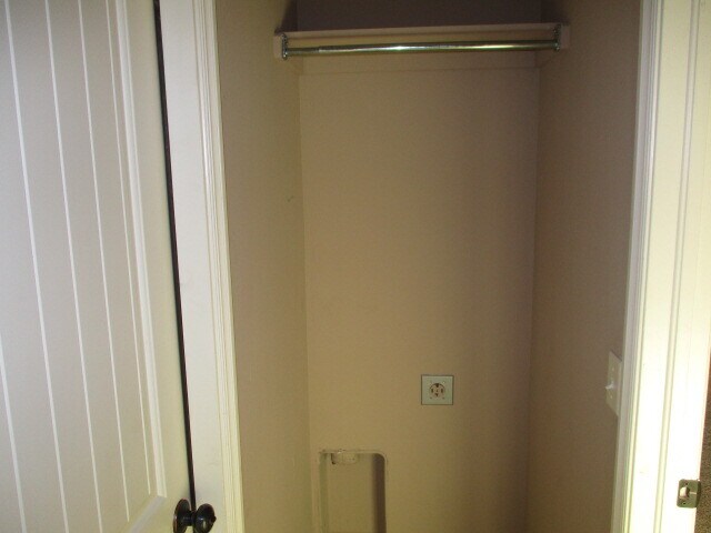 Building Photo - 2316 Golden Ln