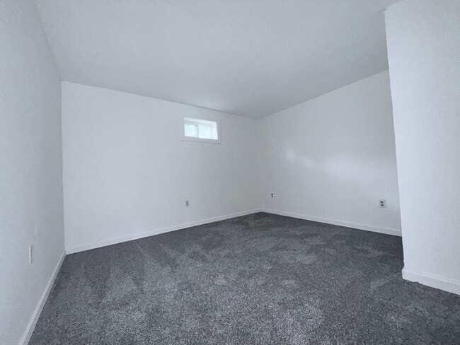 Building Photo - 2462 Lahmeyer Rd