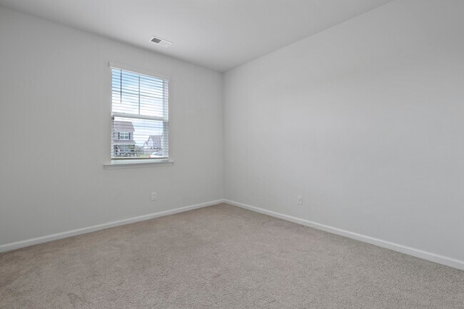 Building Photo - 217 Wedge Cir