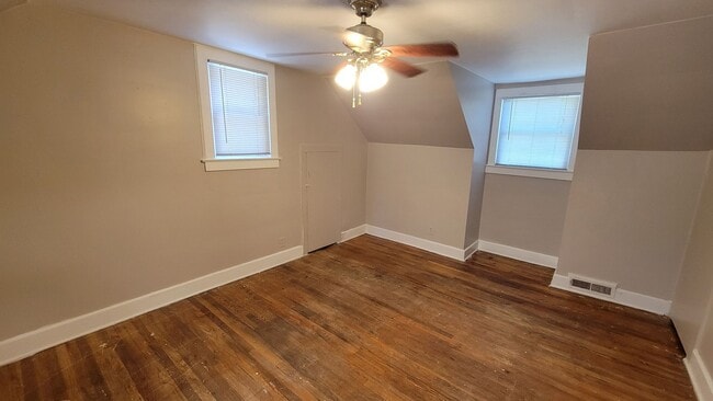 Building Photo - 3 Bed, 1.5 Bath Home Available in Greenville