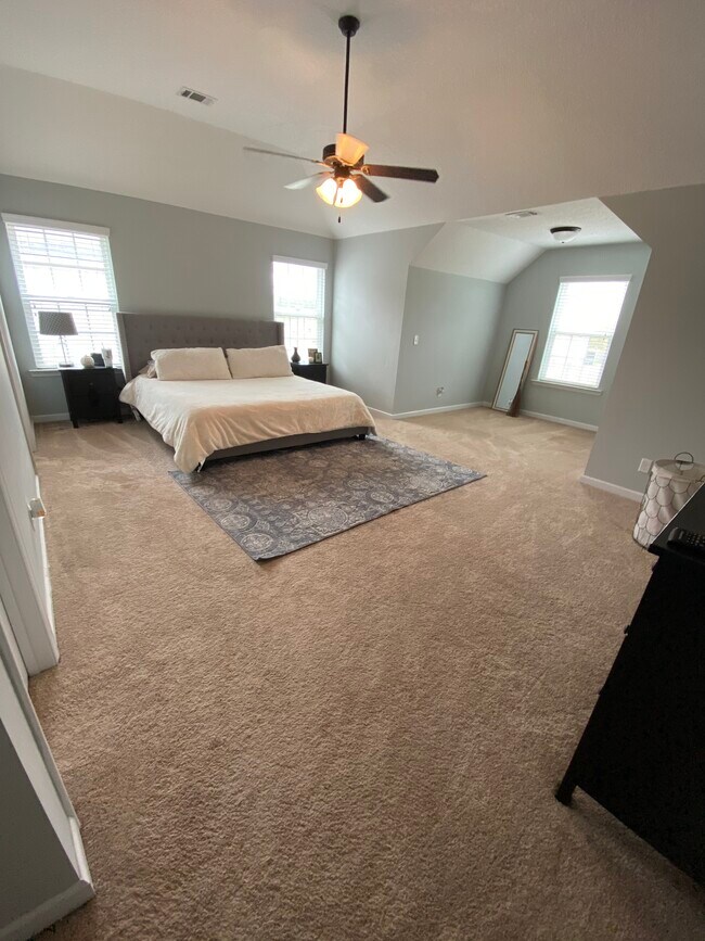 Building Photo - 1098 Marne Blvd