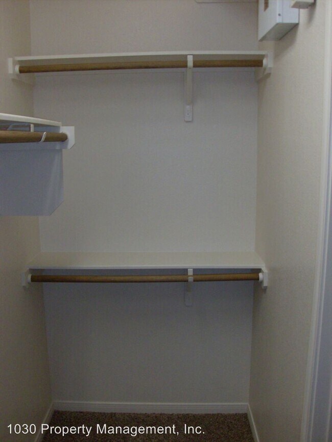Building Photo - 3107 Lineage Loop