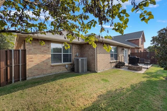 Building Photo - 5933 Snow Creek Dr