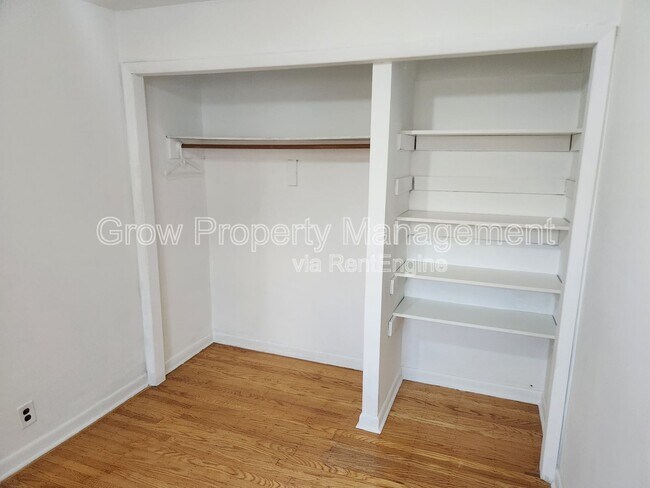 Building Photo - 1641 S Camac St